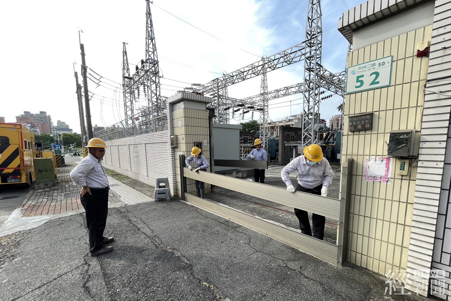 小犬颱風逼近 台電搶修人力待命 核能、水力電廠預做防颱準備